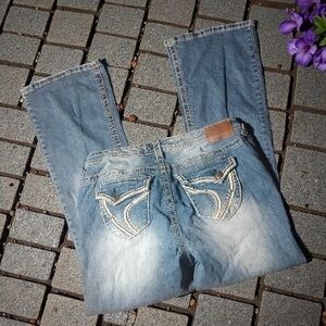 Ariya White Washed Distressed Flap Embroidered Back Pocket Flare Leg Jeans (14)